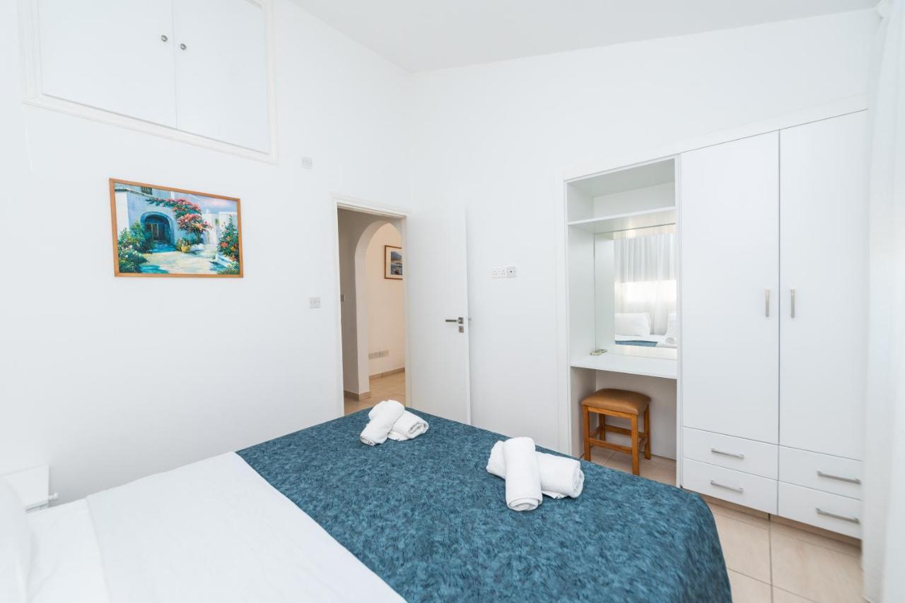Fig Tree Z Holiday Resort Paralímni Eksteriør bilde