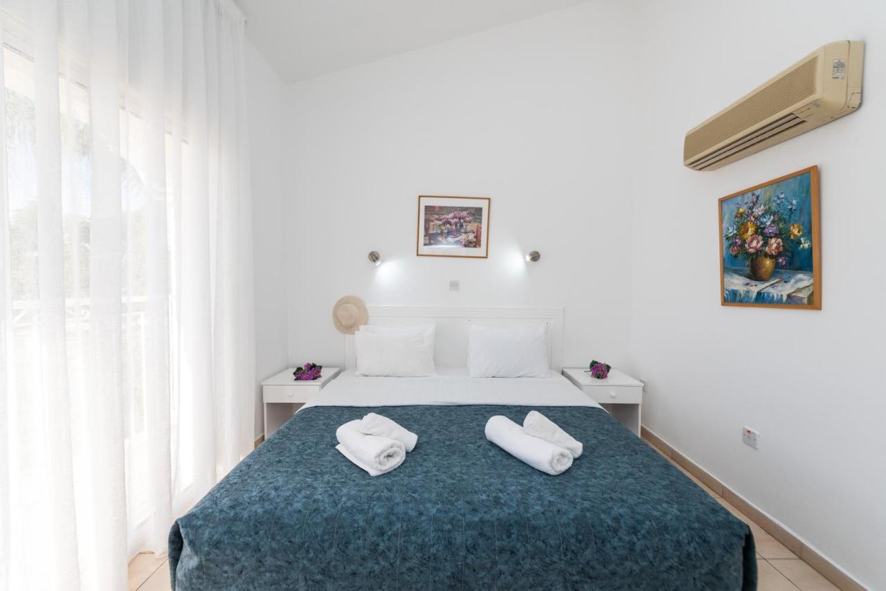 Fig Tree Z Holiday Resort Paralímni Eksteriør bilde